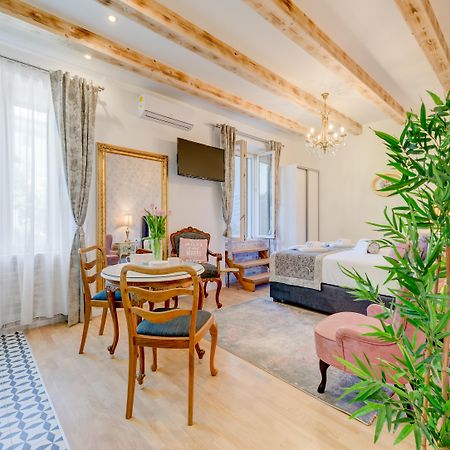 Le Monde Luxury Accommodation Сплит Екстериор снимка