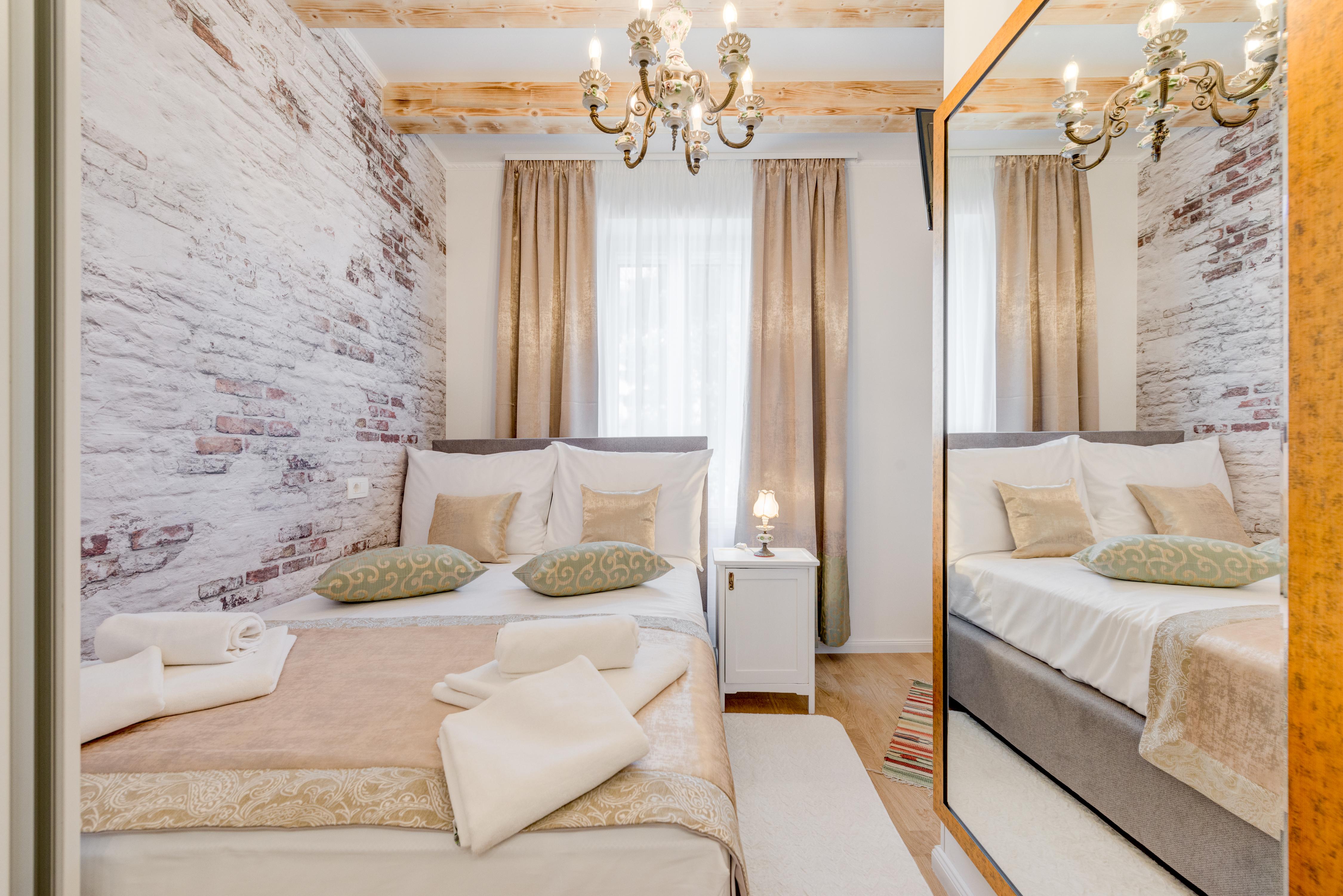 Le Monde Luxury Accommodation Сплит Екстериор снимка